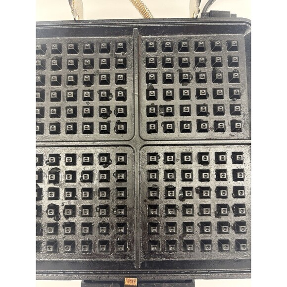 Toastmaster Reversible Plate Waffle Desert Griddle Iron Maker 442A - Picture 8 of 16